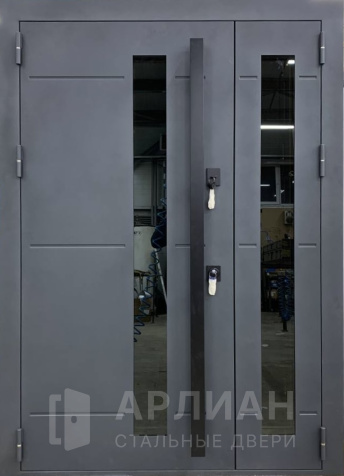 Фото «Входная со стеклом парадная дверь на дачу №12  »